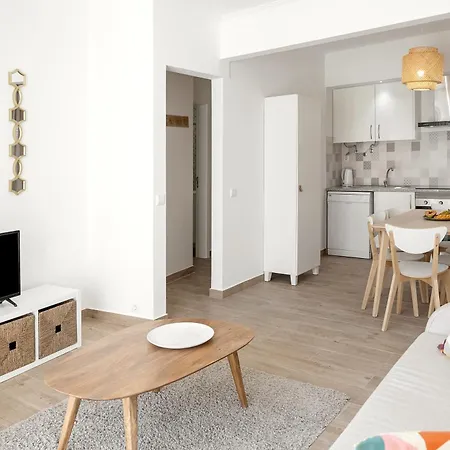 Shell House Apartament *